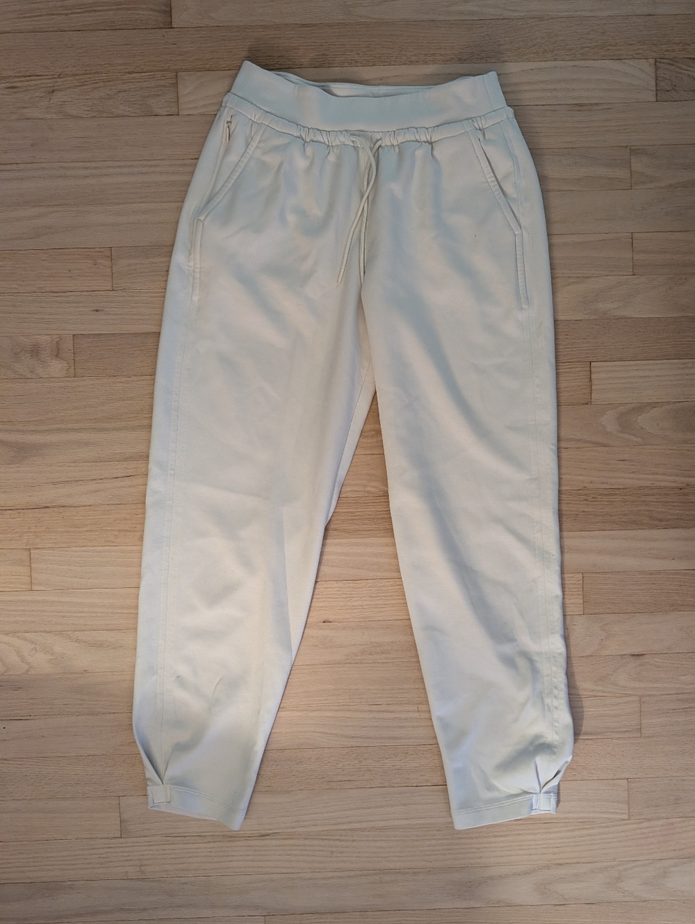 Athleta Cream Lightweight Joggers